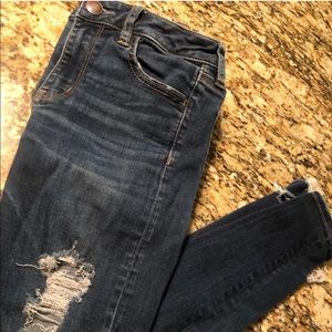 American Eagle Skinnys